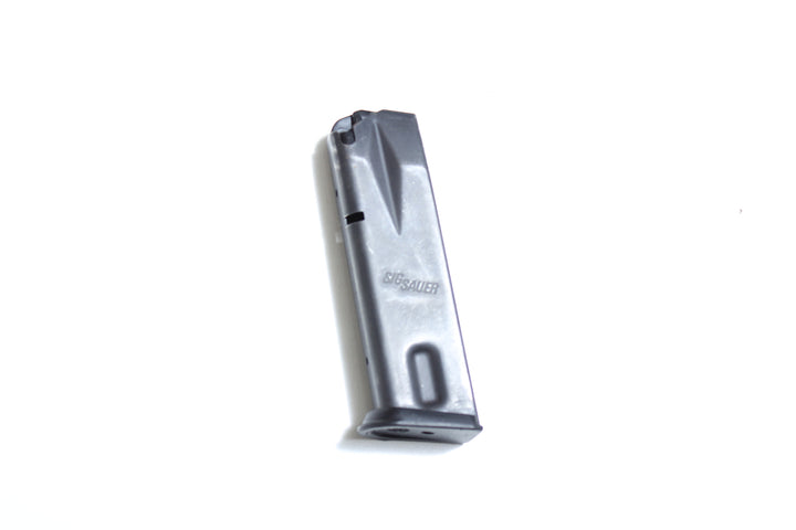 Sig Sauer P228 13 Shot 9mm Magazine (Excellent Condition)