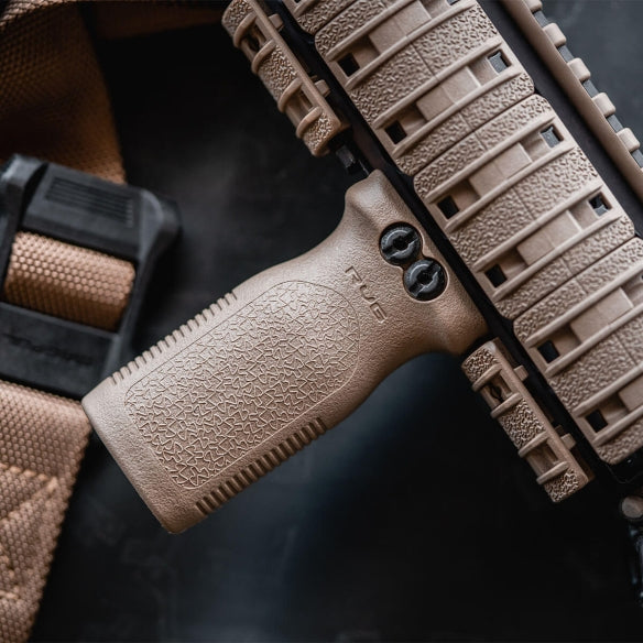 Magpul RVG Vertical Grip (Black or FDE)